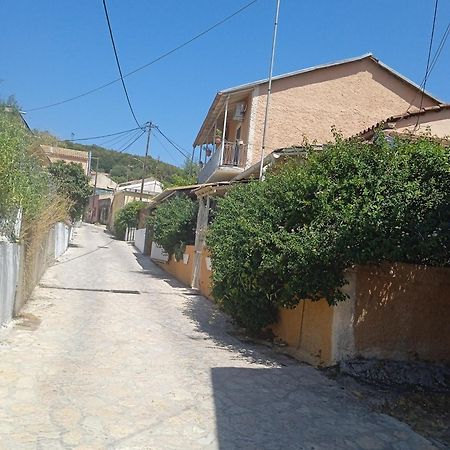 Villa Angela, Traditional Villa In The Village Agios Ioannis Peristerion Exterior foto
